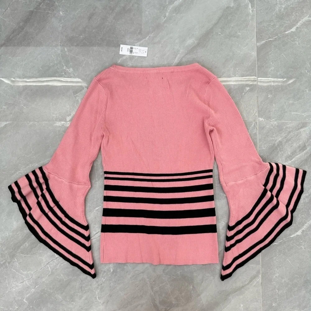 Women’s 7th Avenue Design Studio New York & Company Bell Sleeve Sweater Small